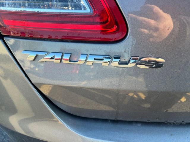 Used 2013 Ford Taurus SEL FWD image 7