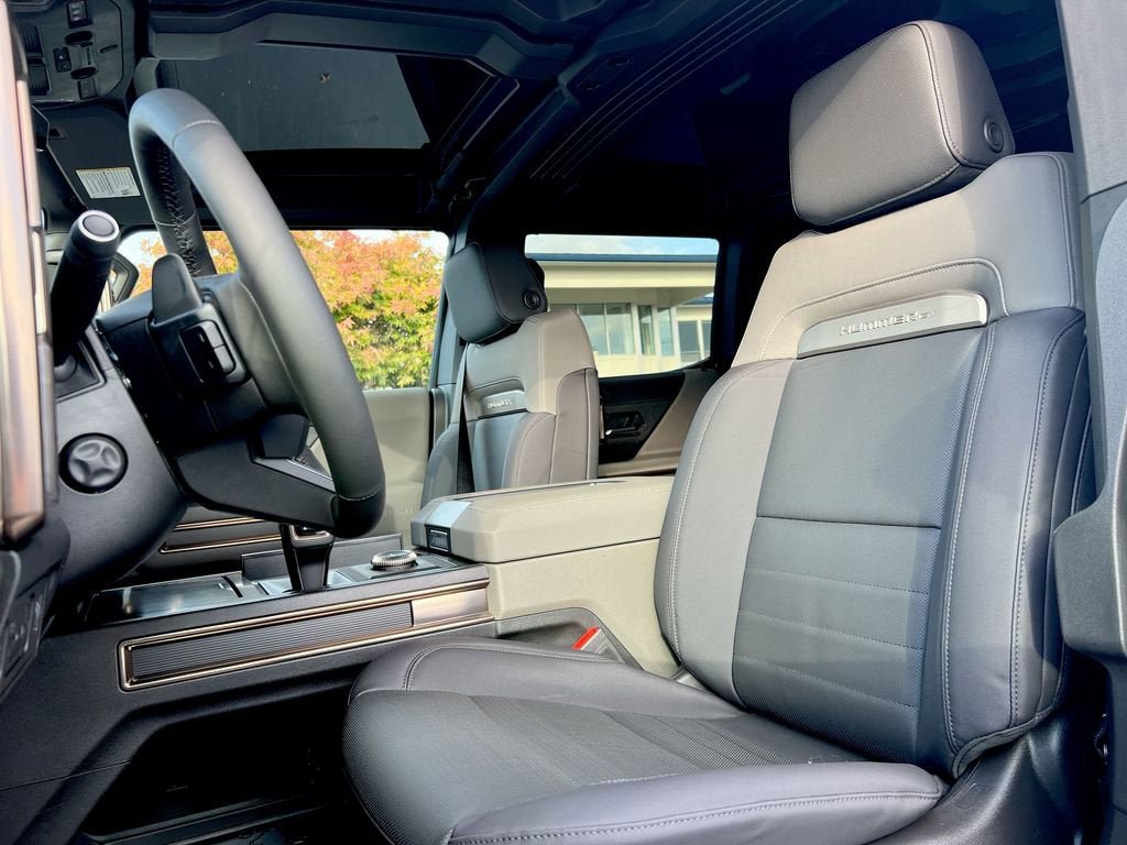 New 2025 GMC Hummer EV 2X AWD/4WD image 47