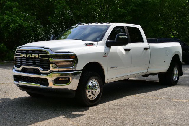 Used 2025 RAM 3500 Lone Star AWD/4WD image 6