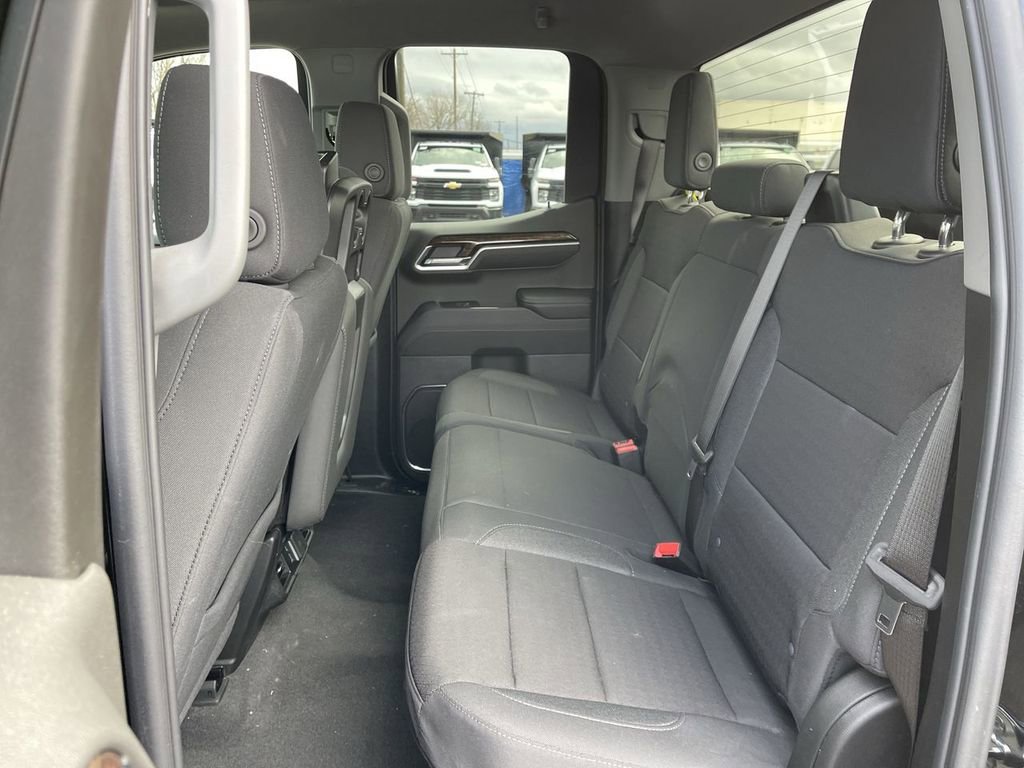 Used 2025 GMC Sierra 1500 Elevation image 8
