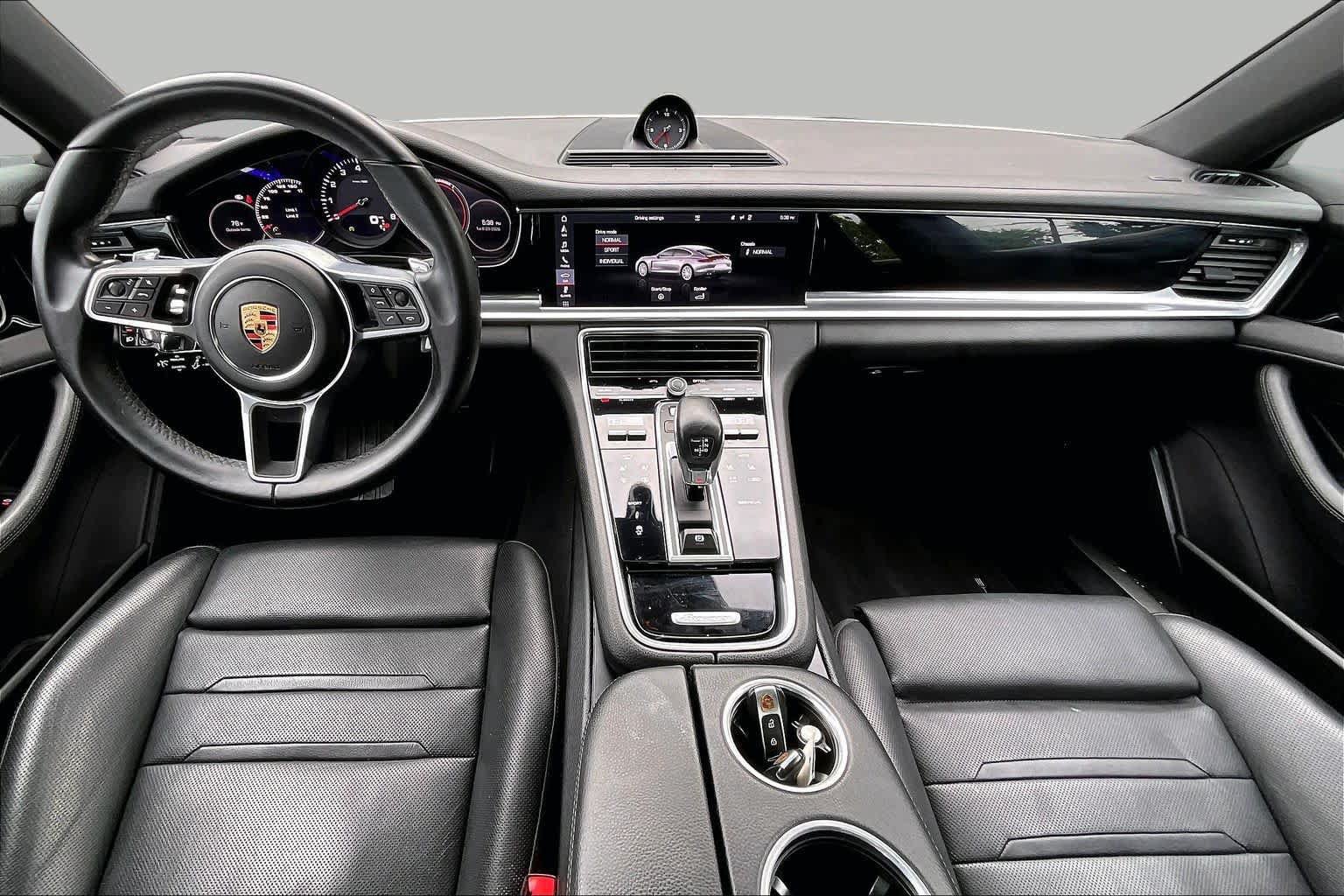 Used 2020 Porsche Panamera 4 AWD/4WD image 15
