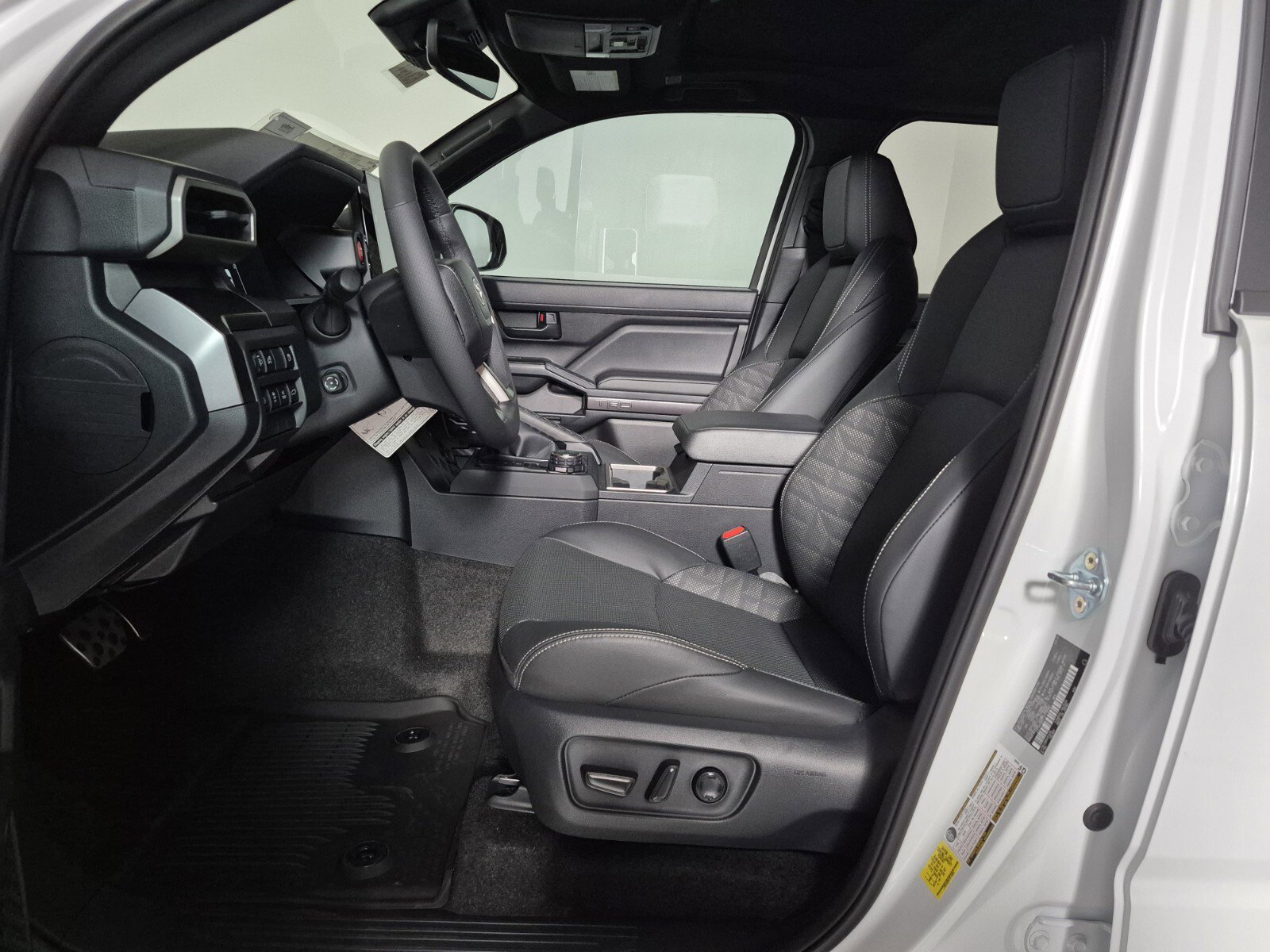 New 2026 Toyota 4Runner 4WD image 14