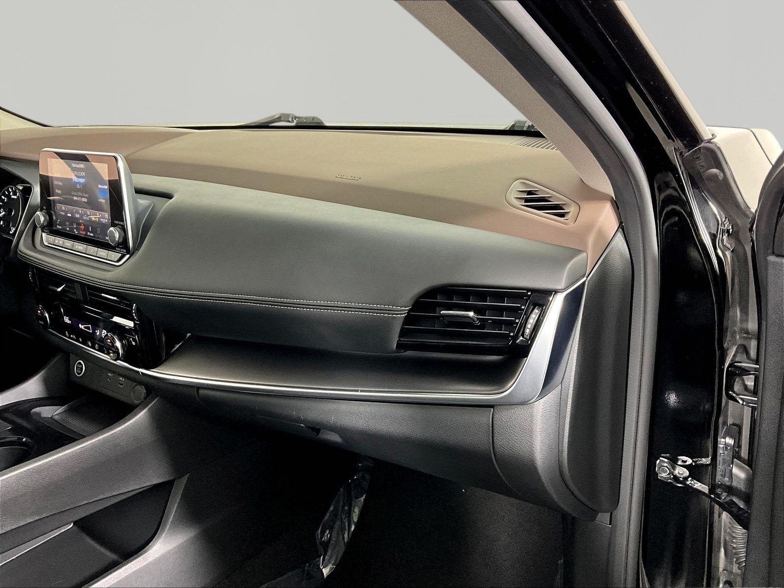 Certified 2021 Nissan Rogue SV w/ Premium Package AWD/4WD image 26