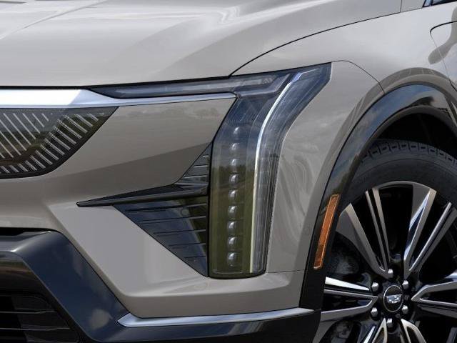 New 2027 Cadillac Optiq Premium Luxury w/ LPO, Floor Liner Package AWD/4WD image 10