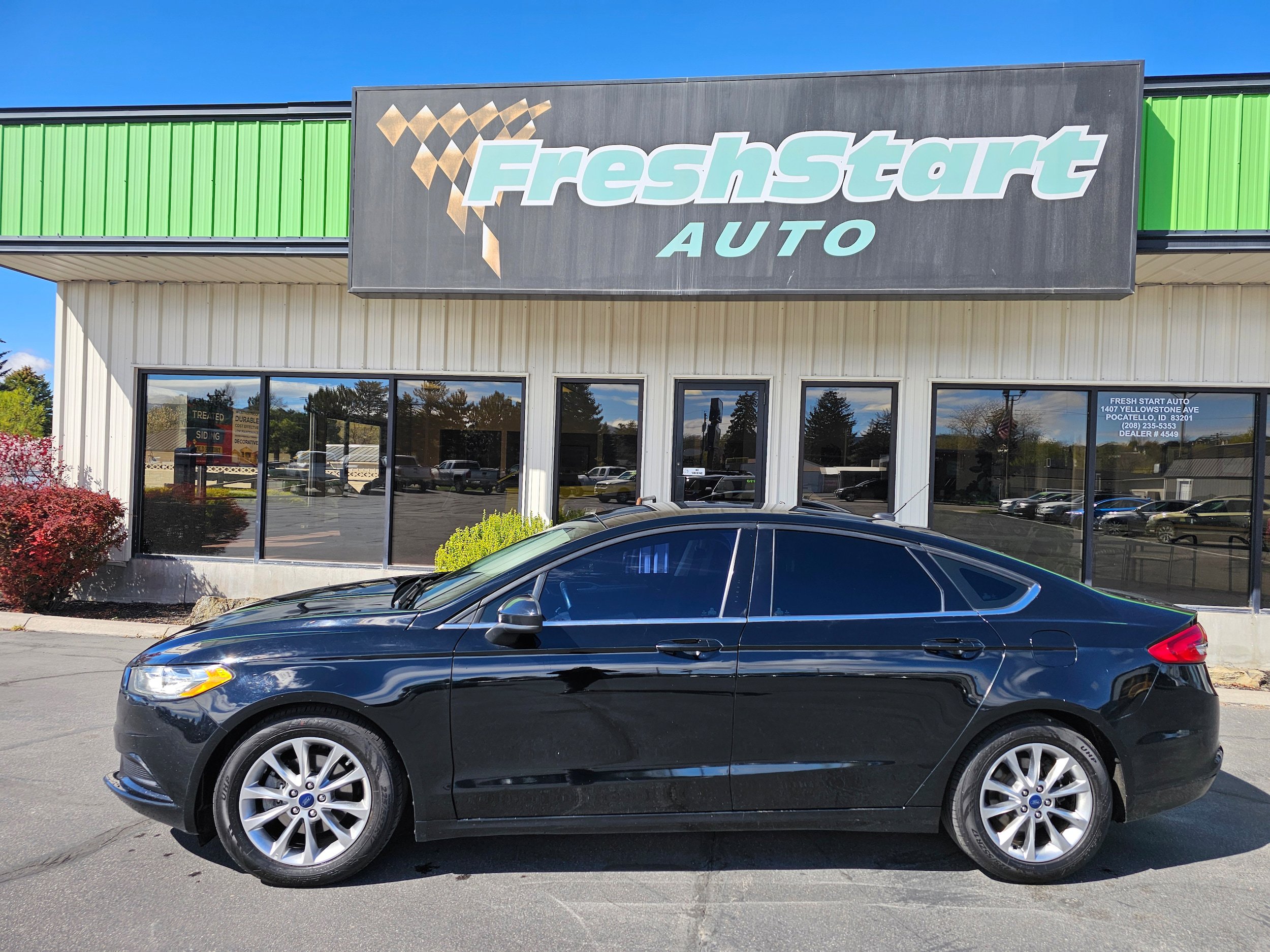 Used 2017 Ford Fusion SE w/ Fusion SE Technology Package