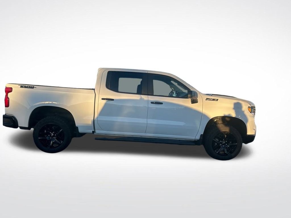 Certified 2024 Chevrolet Silverado 1500 LT Trail Boss w/ Convenience Package II image 17