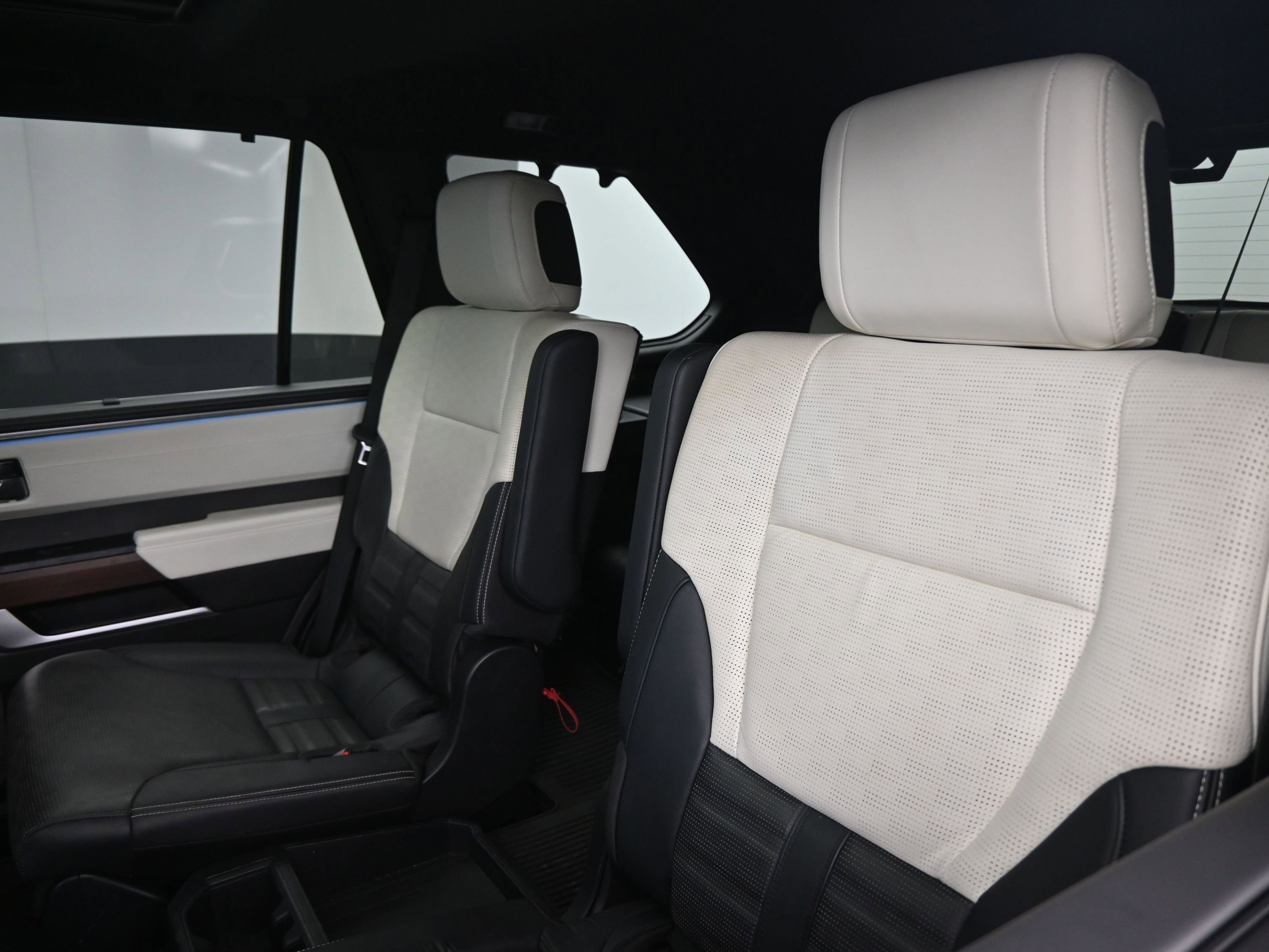 Certified 2024 Toyota Sequoia Capstone image 18