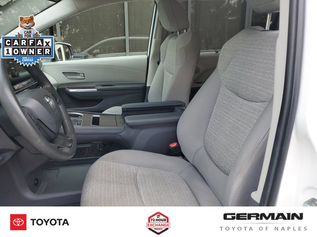 Used 2022 Toyota Sienna LE FWD image 19