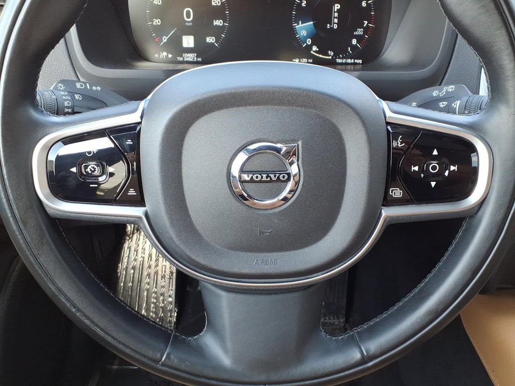 Used 2018 Volvo XC90 T6 Momentum w/ Convenience Package AWD/4WD image 13
