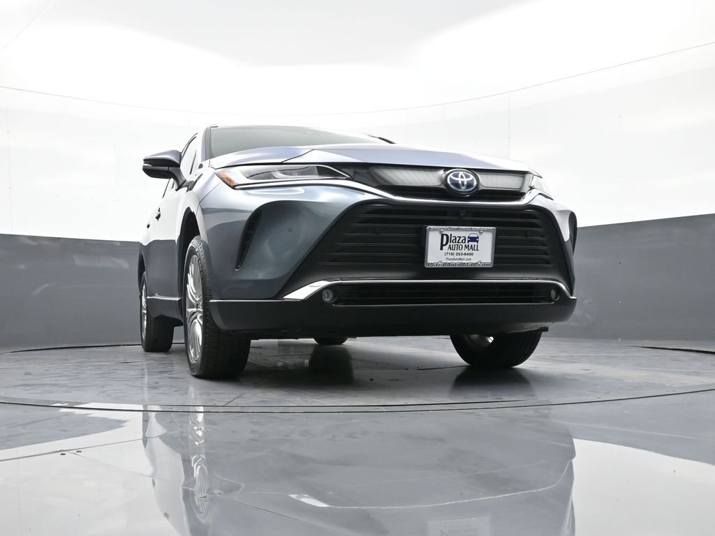 Certified 2024 Toyota Venza Limited image 27