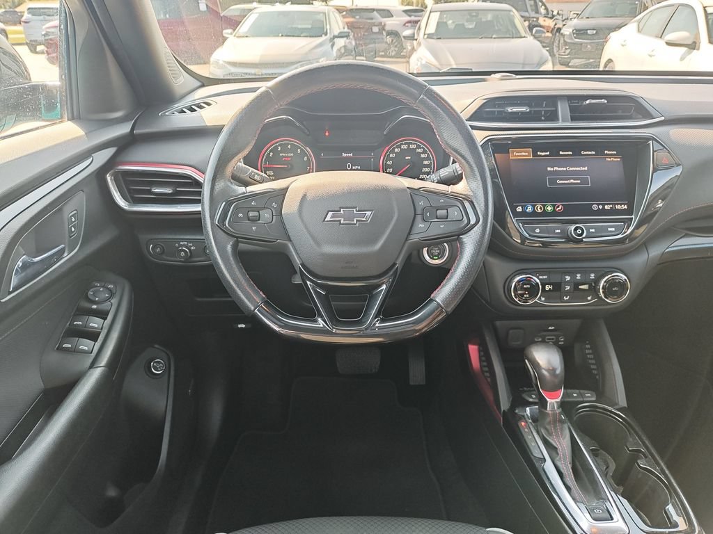 Used 2021 Chevrolet TrailBlazer RS w/ Sun and Liftgate Package AWD/4WD image 16