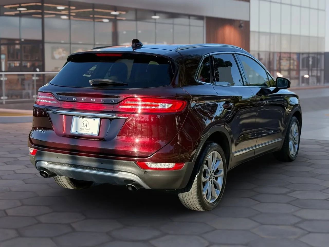 Used 2019 Lincoln MKC Select w/ Select Plus Package image 6