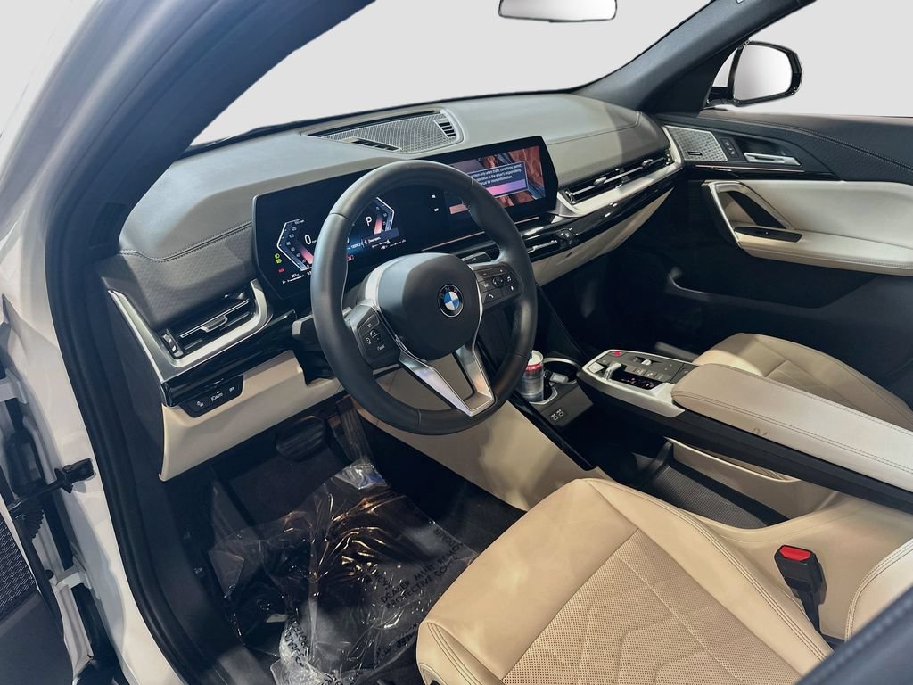 Used 2024 BMW X2 xDrive28i w/ Convenience Package AWD/4WD image 9