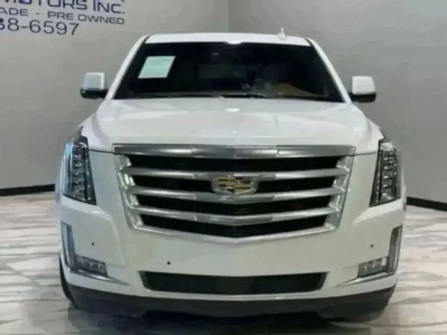 Used 2017 Cadillac Escalade Platinum image 36