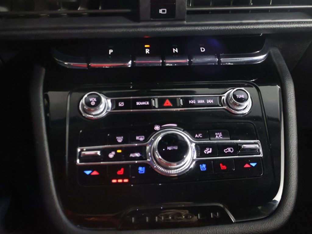 Used 2022 Lincoln Corsair AWD w/ Equipment Group 101A image 45