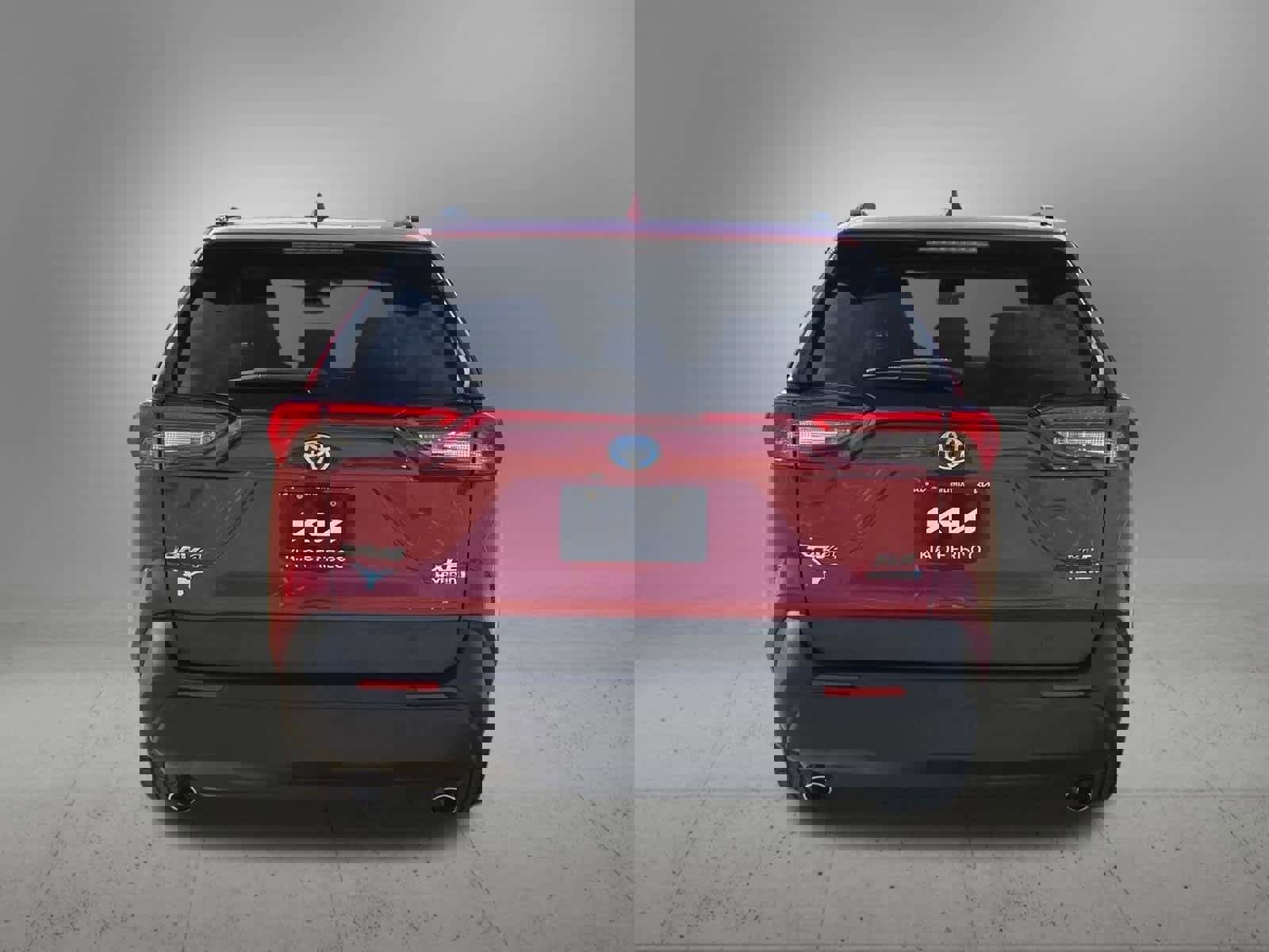 Used 2021 Toyota RAV4 XLE Premium image 5