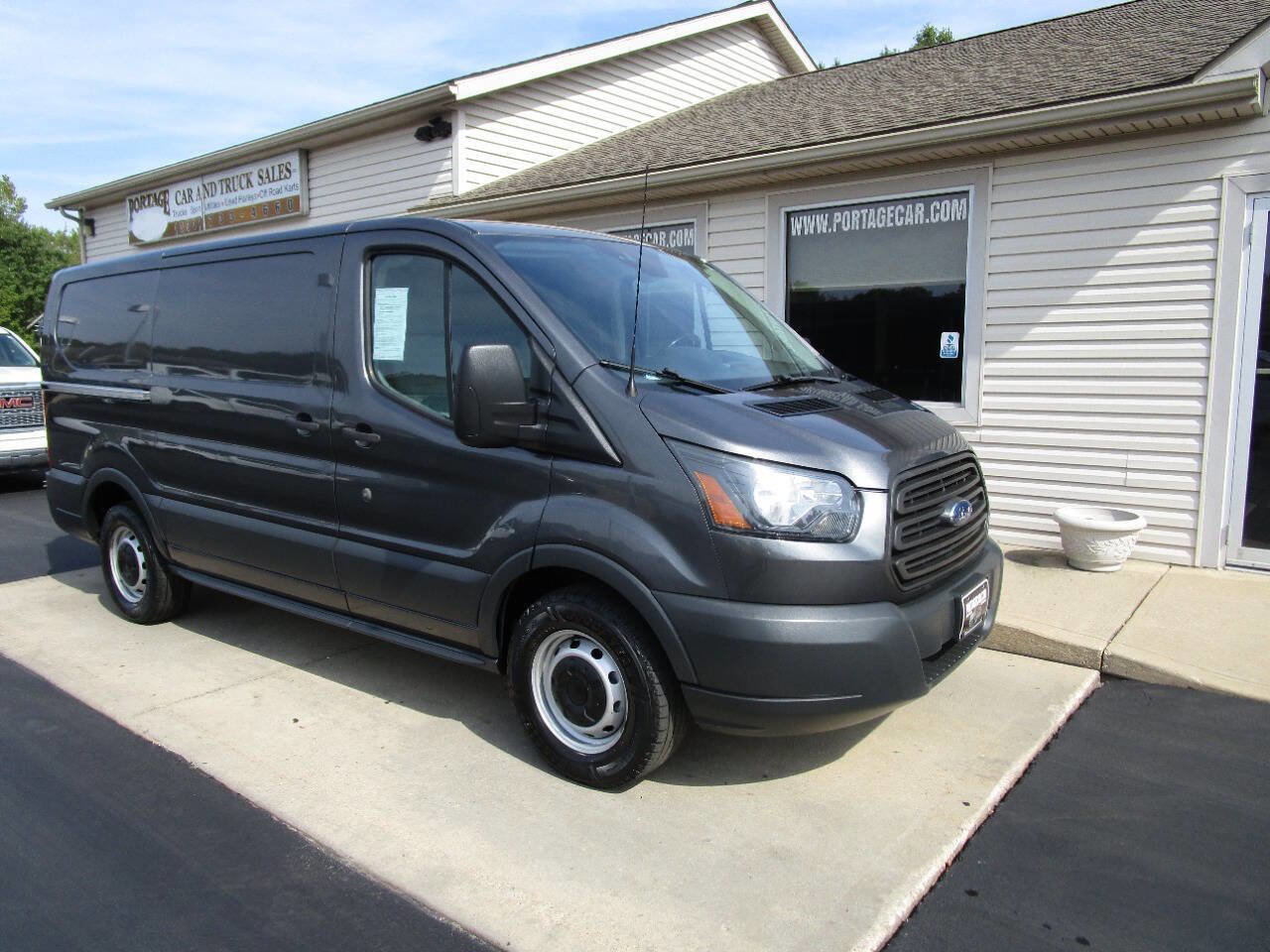 Used 2016 Ford Transit 150 130 Low Roof image 3