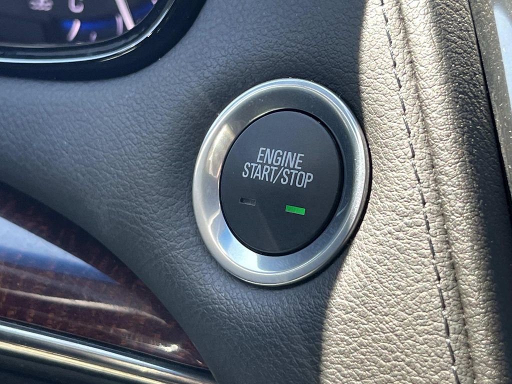 Used 2014 Cadillac CTS Luxury image 35