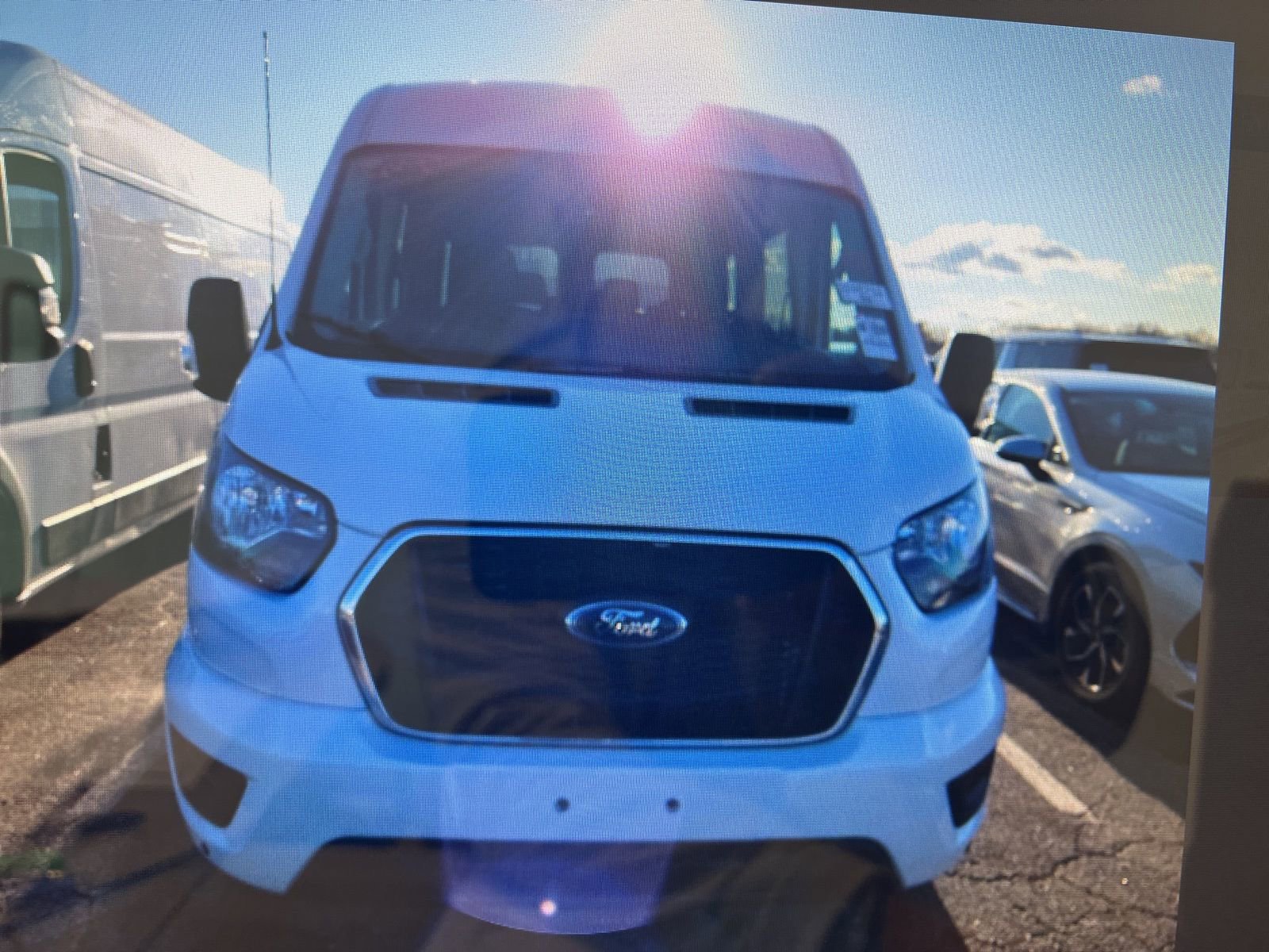 Used 2025 Ford Transit 350 XLT image 28