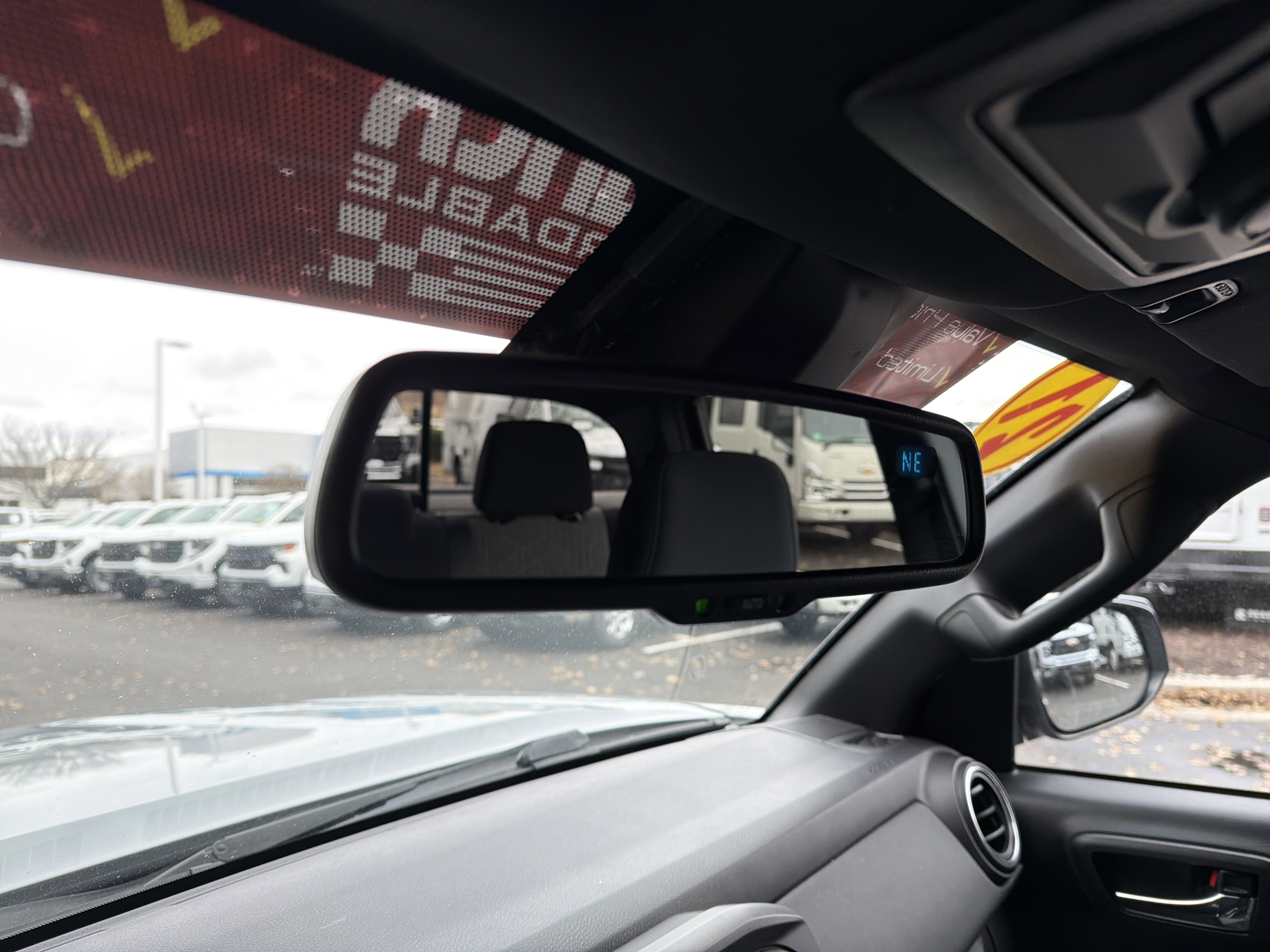 Used 2021 Toyota Tacoma TRD Off-Road w/ Technology Package image 26