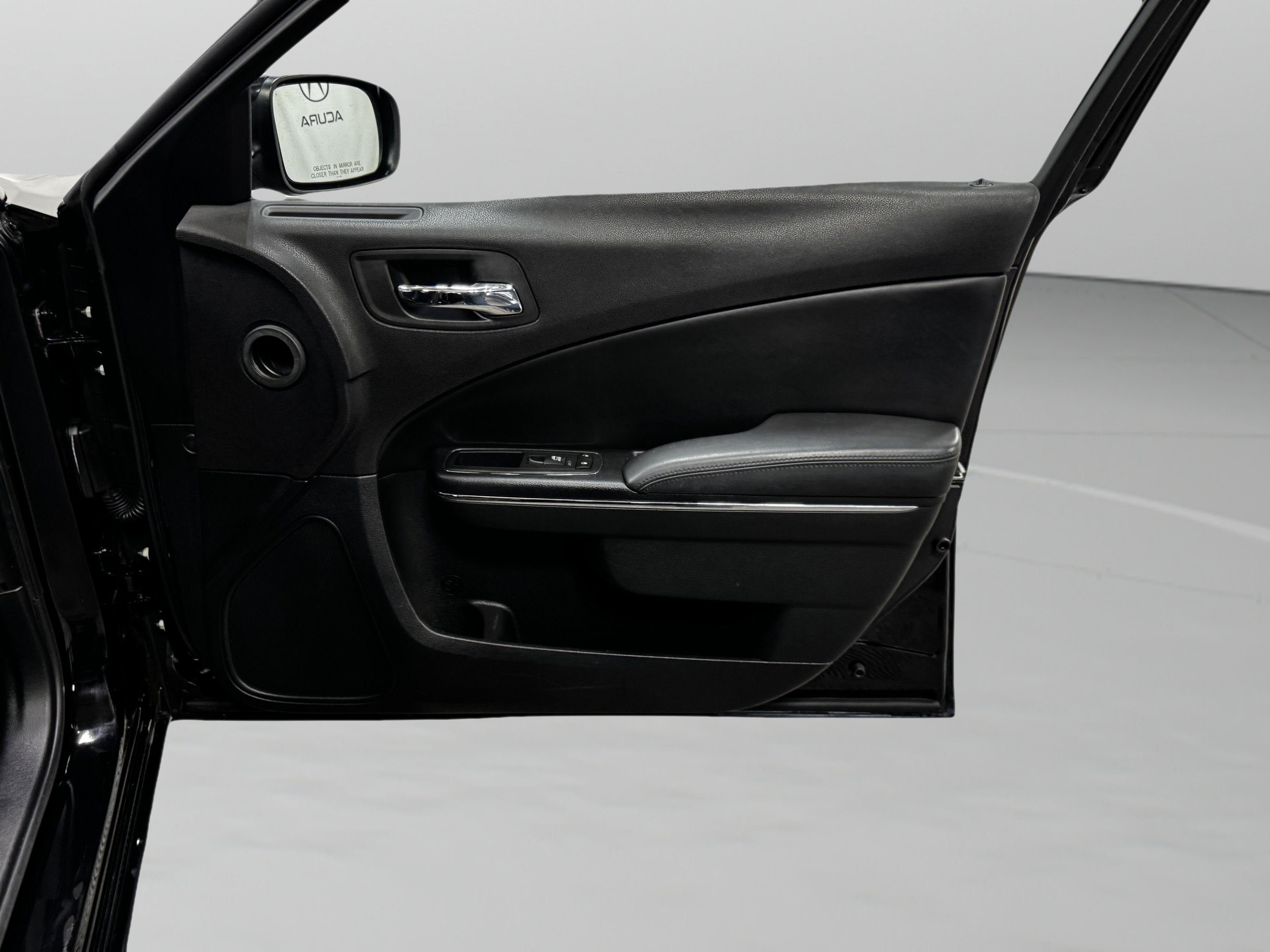 Used 2014 Dodge Charger SE RWD image 14