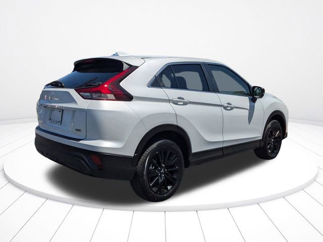 Used 2025 Mitsubishi Eclipse Cross LE AWD/4WD image 3