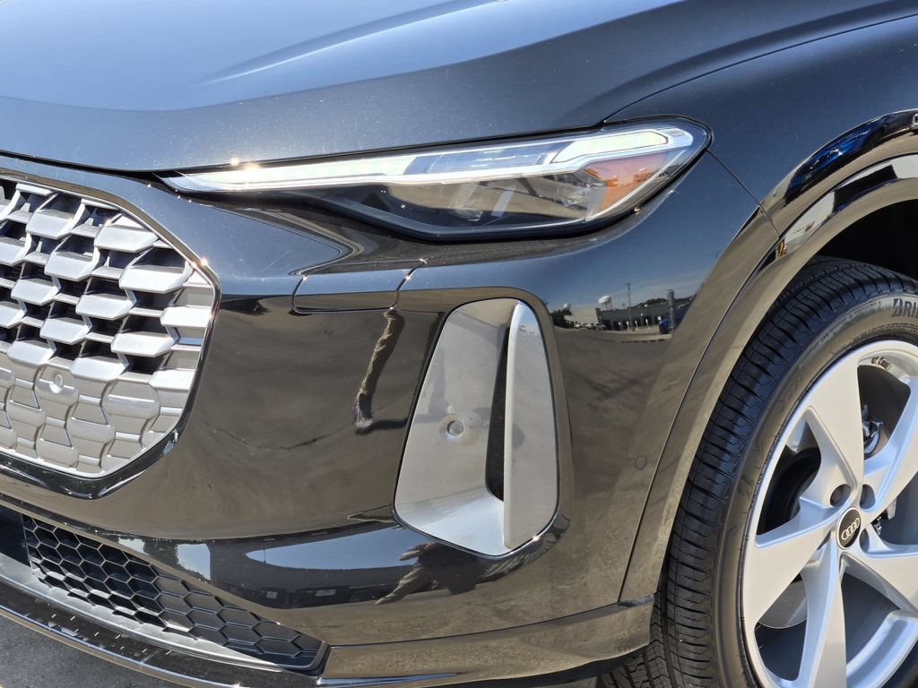 Certified 2025 Audi Q5 Premium w/ Premium Plus AWD/4WD image 12