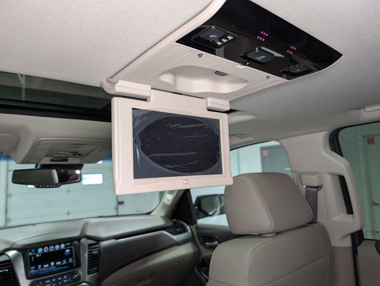 Used 2019 Chevrolet Tahoe LT AWD/4WD image 25