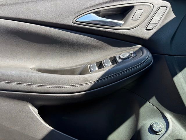 Certified 2023 Buick Encore GX Essence w/ Experience Buick Package image 27