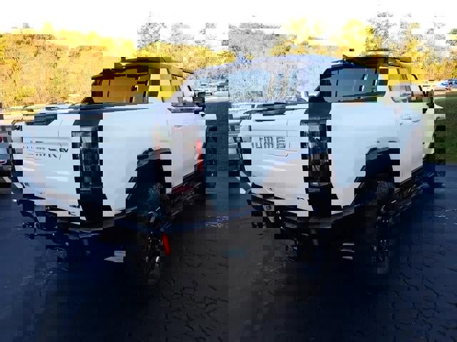 New 2025 GMC Hummer EV 2X w/ Extreme Off-Road Package image 9