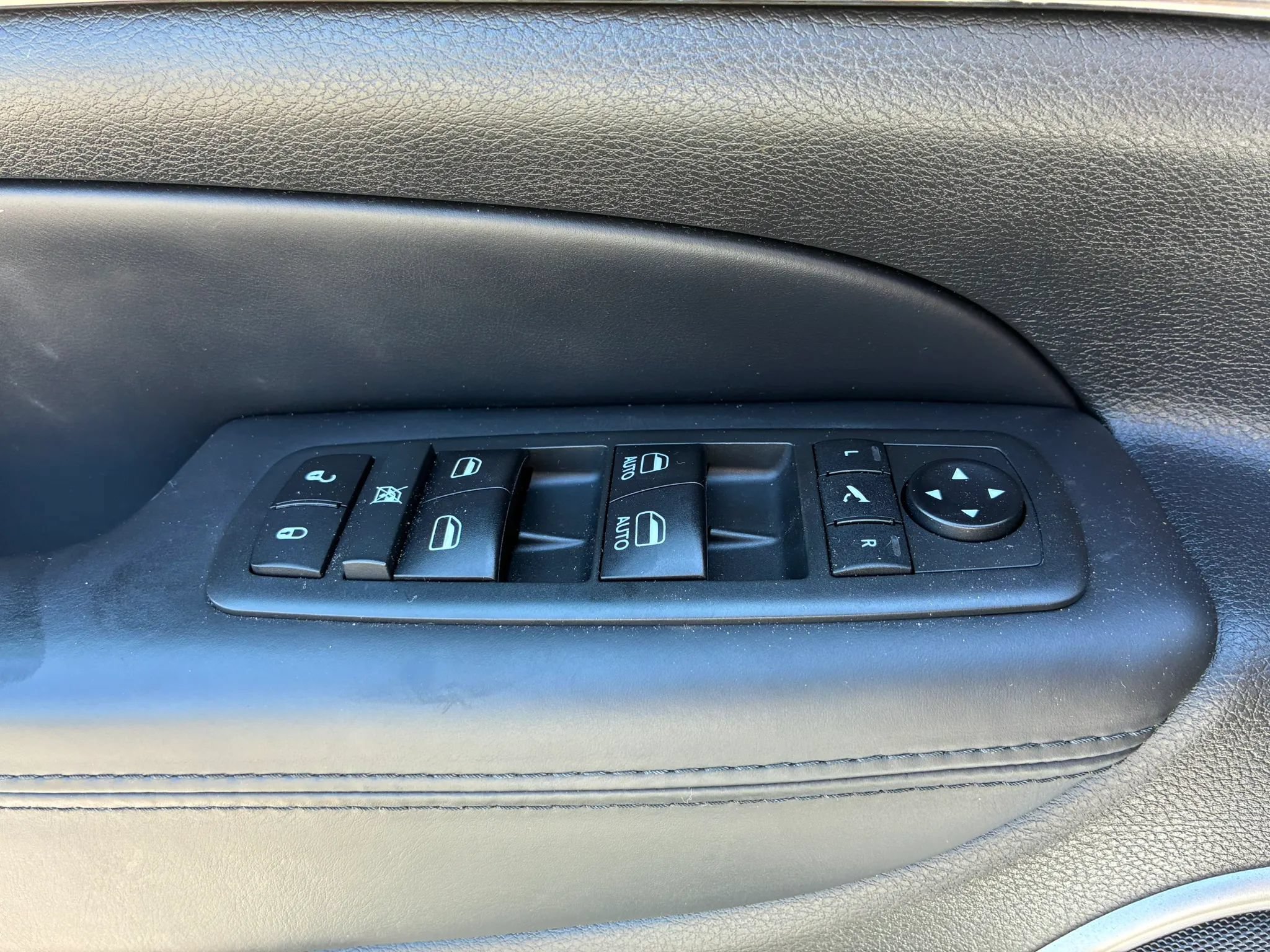 Used 2018 Jeep Grand Cherokee High Altitude AWD/4WD image 27