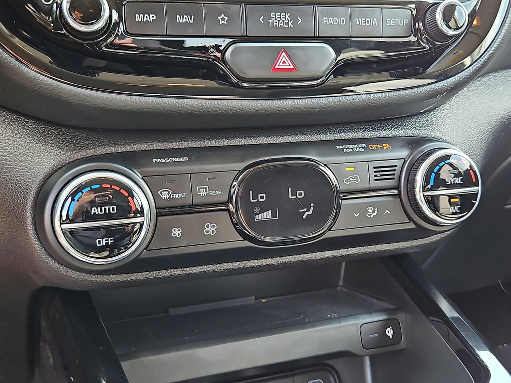 Used 2023 Kia Soul S FWD image 16