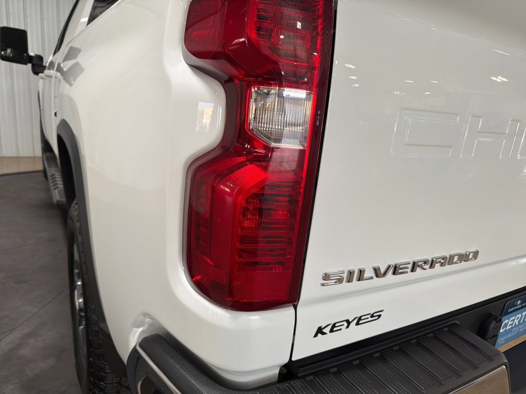 Certified 2022 Chevrolet Silverado 2500 LT w/ Convenience Package image 15