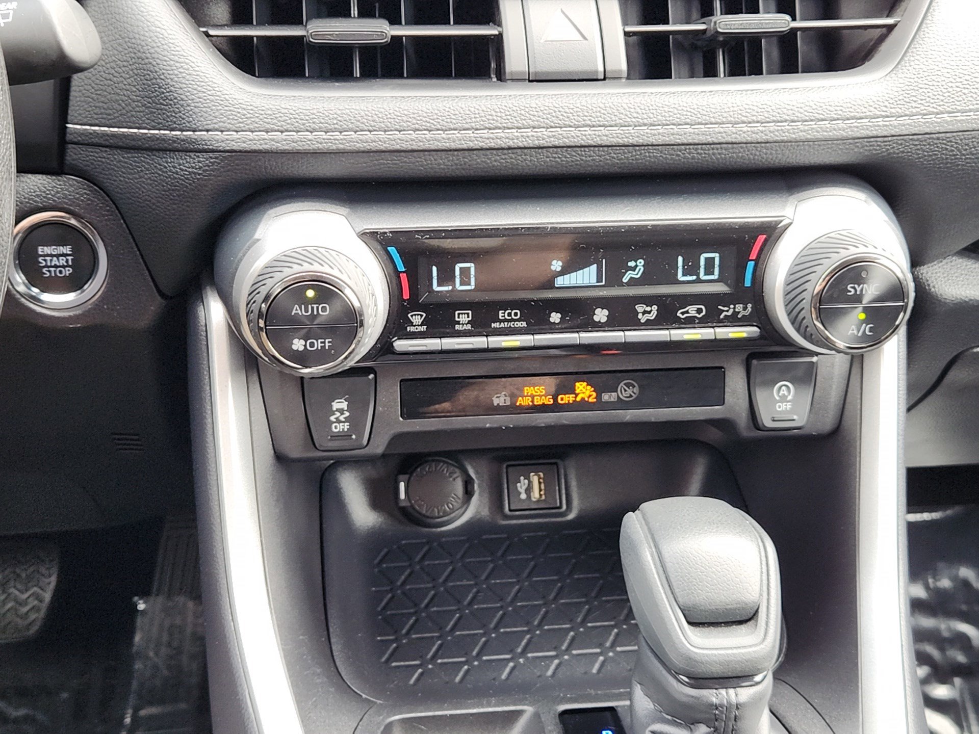 Certified 2025 Toyota RAV4 XLE image 17