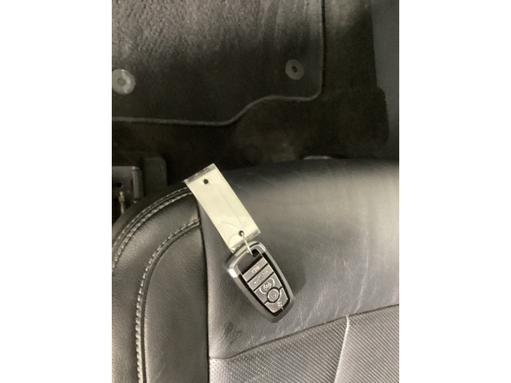 Used 2020 Ford F150 Lariat w/ Equipment Group 502A Luxury AWD/4WD image 32