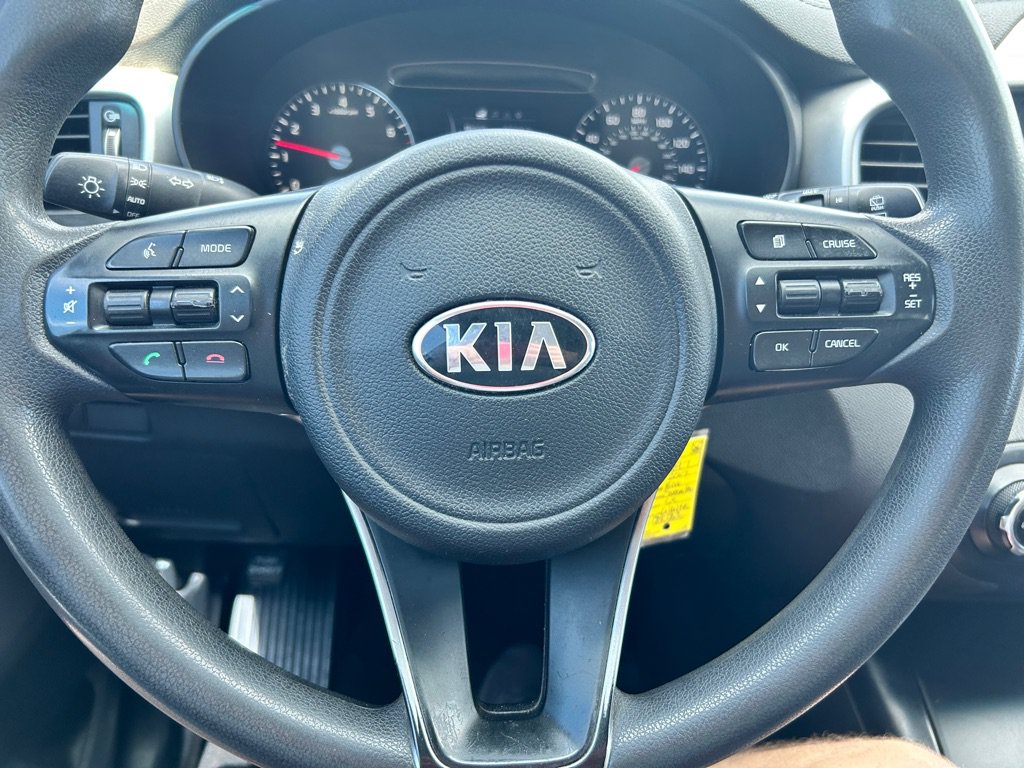 Used 2017 Kia Sorento LX FWD image 12