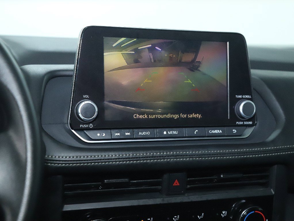 Used 2024 Nissan Rogue S image 30