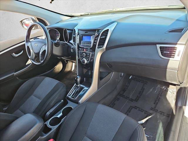 Used 2016 Hyundai Elantra GT w/ Option Group 02 image 26