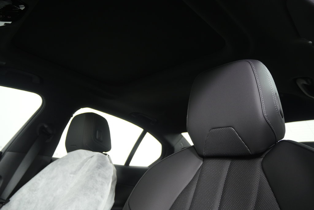 Used 2026 BMW 530i w/ M Sport Package RWD image 12
