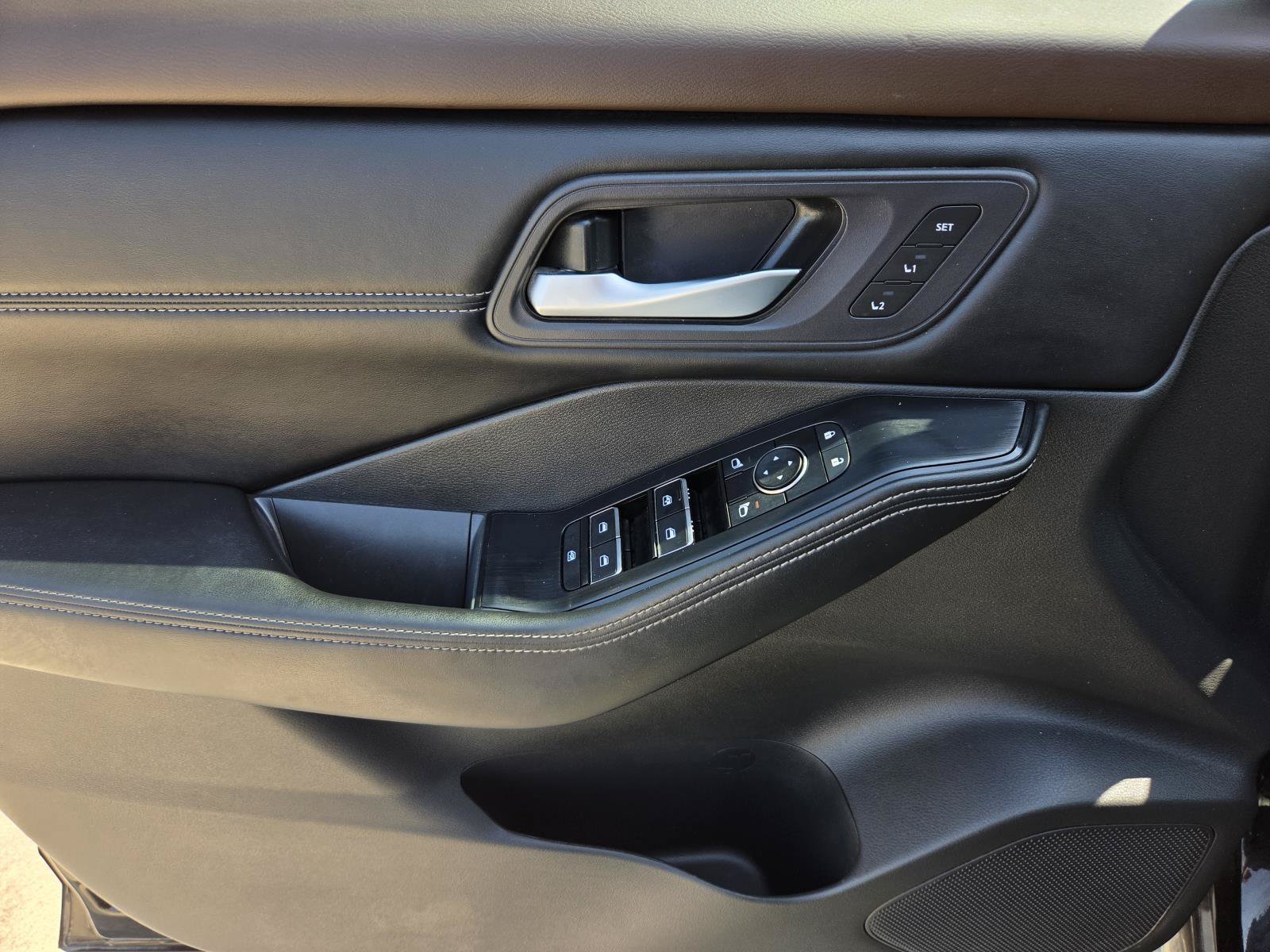 Used 2023 Nissan Rogue SL FWD image 22