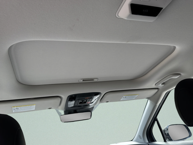 Used 2023 Kia Carnival SX Prestige FWD image 18