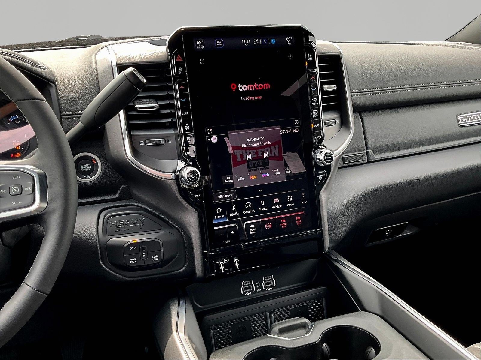 New 2026 RAM 2500 Laramie AWD/4WD image 11