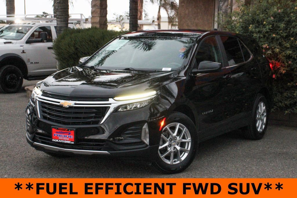 Used 2022 Chevrolet Equinox LT w/ Driver Convenience Package FWD image 4