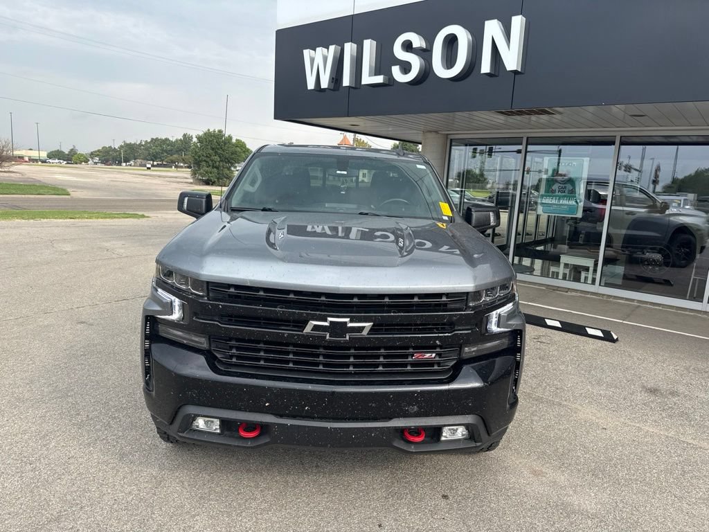 Used 2021 Chevrolet Silverado 1500 LT Trail Boss w/ Convenience Package II AWD/4WD image 2