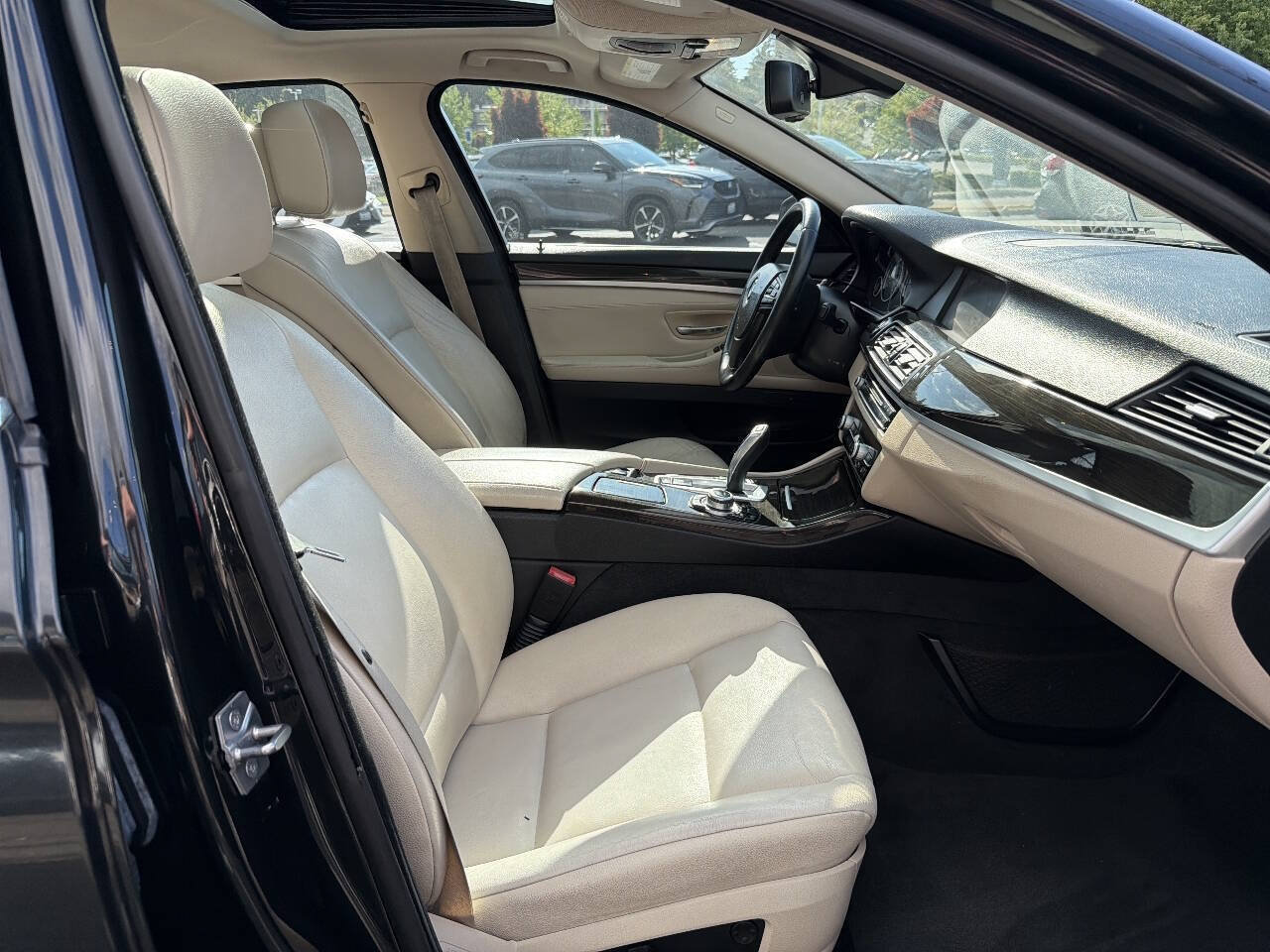 Used 2012 BMW 528i Sedan RWD image 17