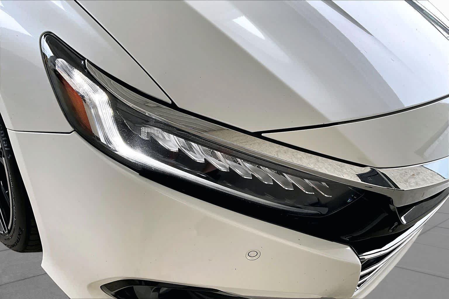 Used 2021 Honda Accord Touring image 27