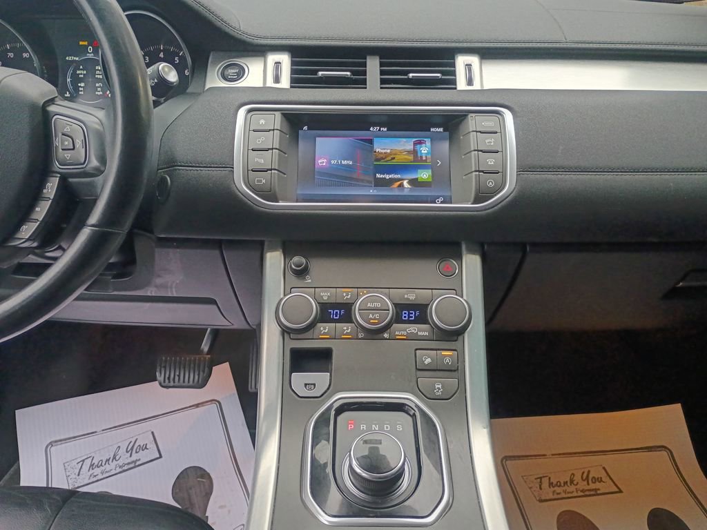 Used 2017 Land Rover Range Rover Evoque SE image 17