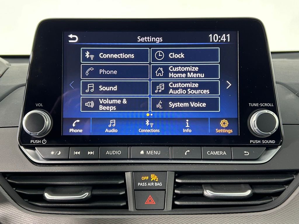 Used 2025 Nissan Altima 2.5 SR image 16