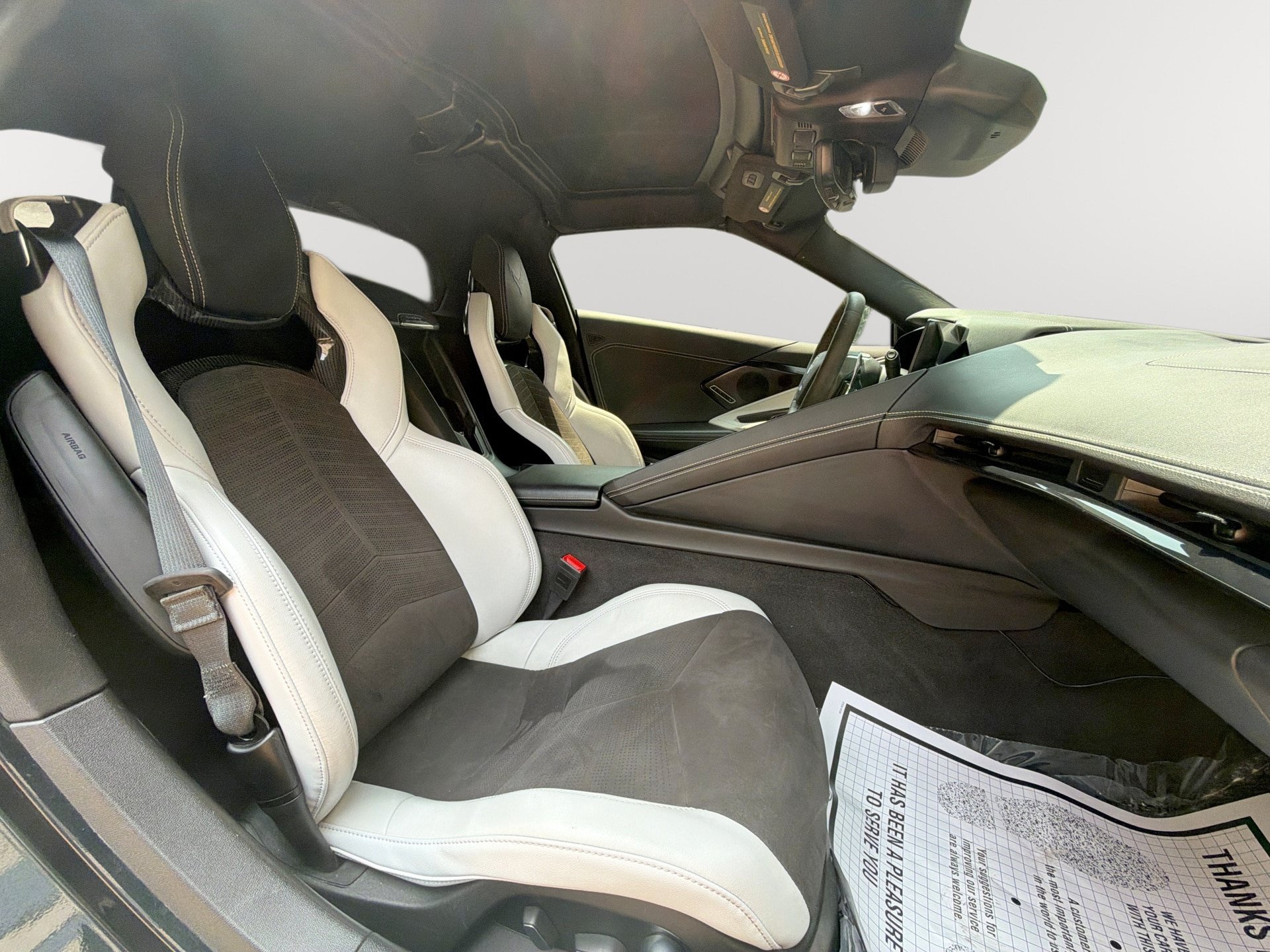 Used 2024 Chevrolet Corvette Stingray Preferred Cpe w/ Z51 Performance Package RWD image 28