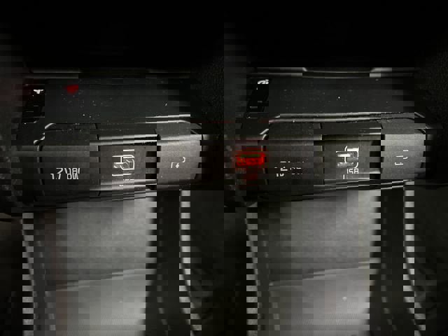 Used 2021 Kia Niro EX Premium image 36